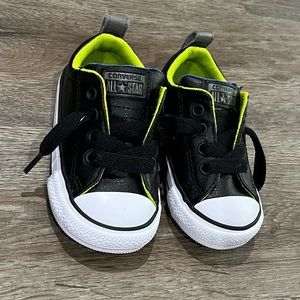 Converse Sneakers toddler size 5